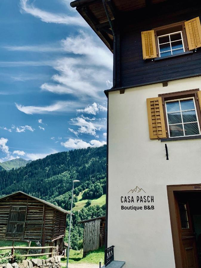 Casa Pasch - Boutique Bed And Breakfast In Cumpadials Sumvitg 외부 사진