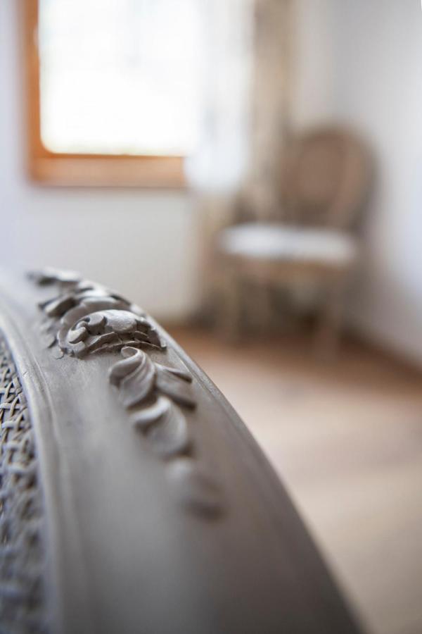 Casa Pasch - Boutique Bed And Breakfast In Cumpadials Sumvitg 외부 사진