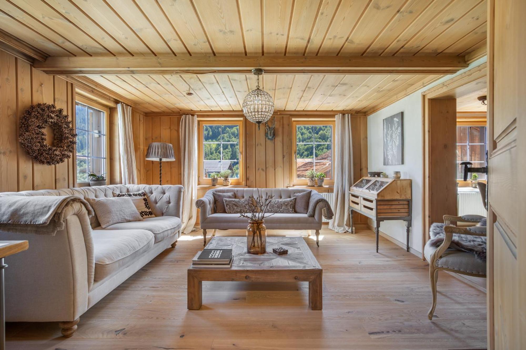 Casa Pasch - Boutique Bed And Breakfast In Cumpadials Sumvitg 외부 사진